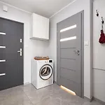 Kuźnicza Apartment - 300m Main Square ~ Self check-in 24h